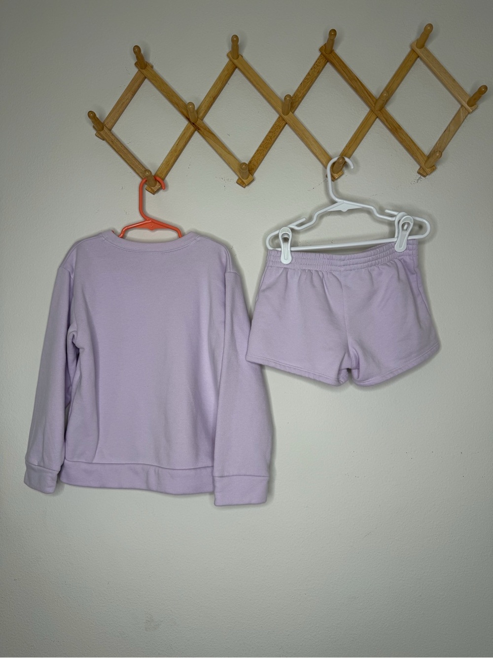 Adidas Lilac Two-Piece Sweatshirt & Shorts Set Girls Size 6 Active Outfit - Picture 6 of 10